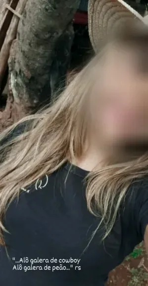 Denise, 32