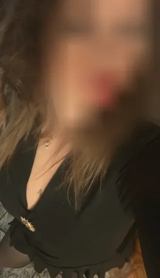 Greta, 35