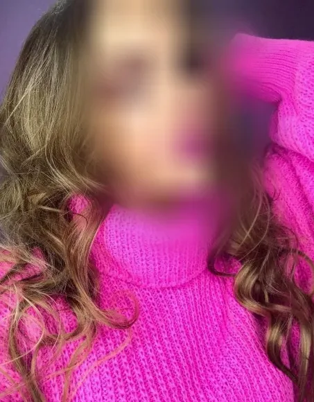 Jasmin, 36