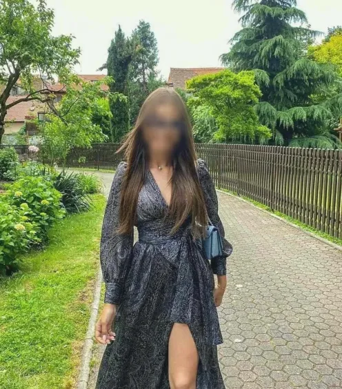 Lejla, 24