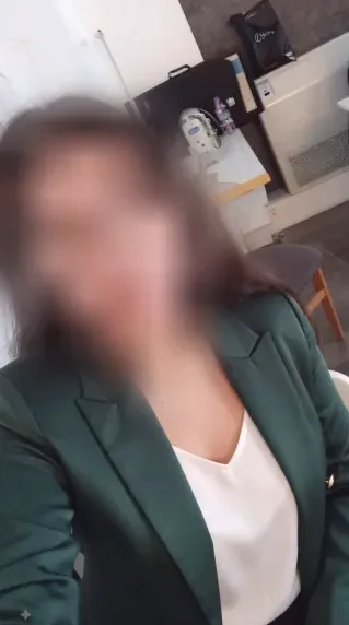 Marie, 27
