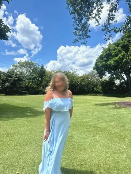Sabrina, 29